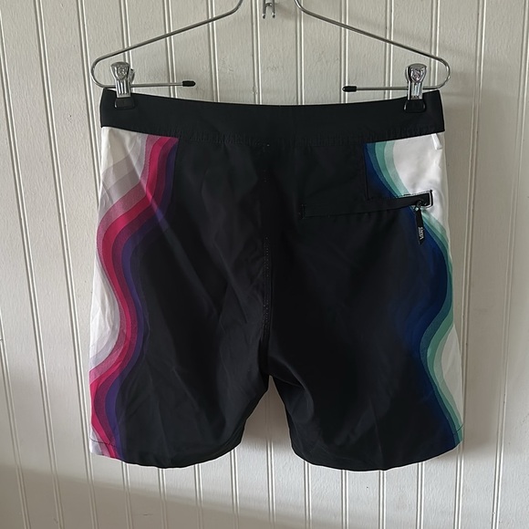 Like New! Vans Multicolor Swim Trunks sz 28 - Picture 8 of 11